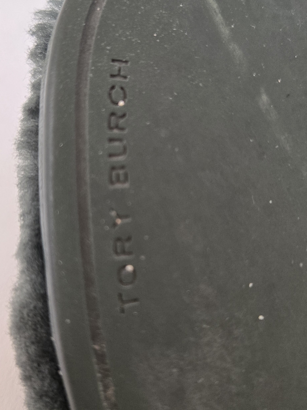 Tory Burch Dark Green Shearling Slide Sandals with Gold Logo Accent - Picture 9 of 11